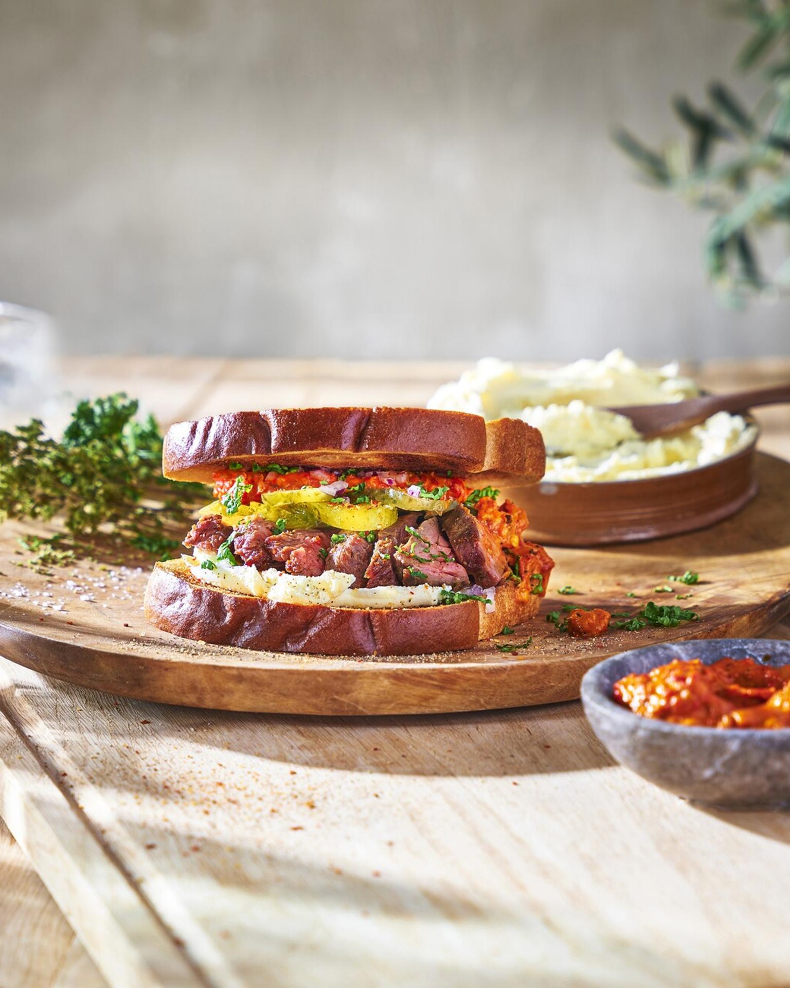 Saftiges Steak Sandwich mit SchwedenBRÖD